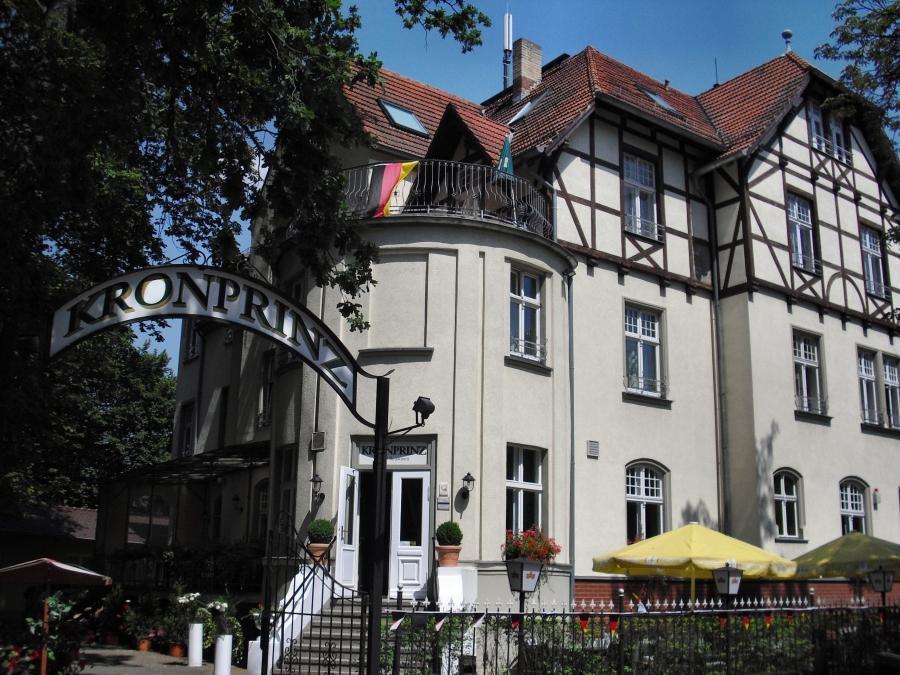 Hotel Kronprinz Falkensee Bagian luar foto