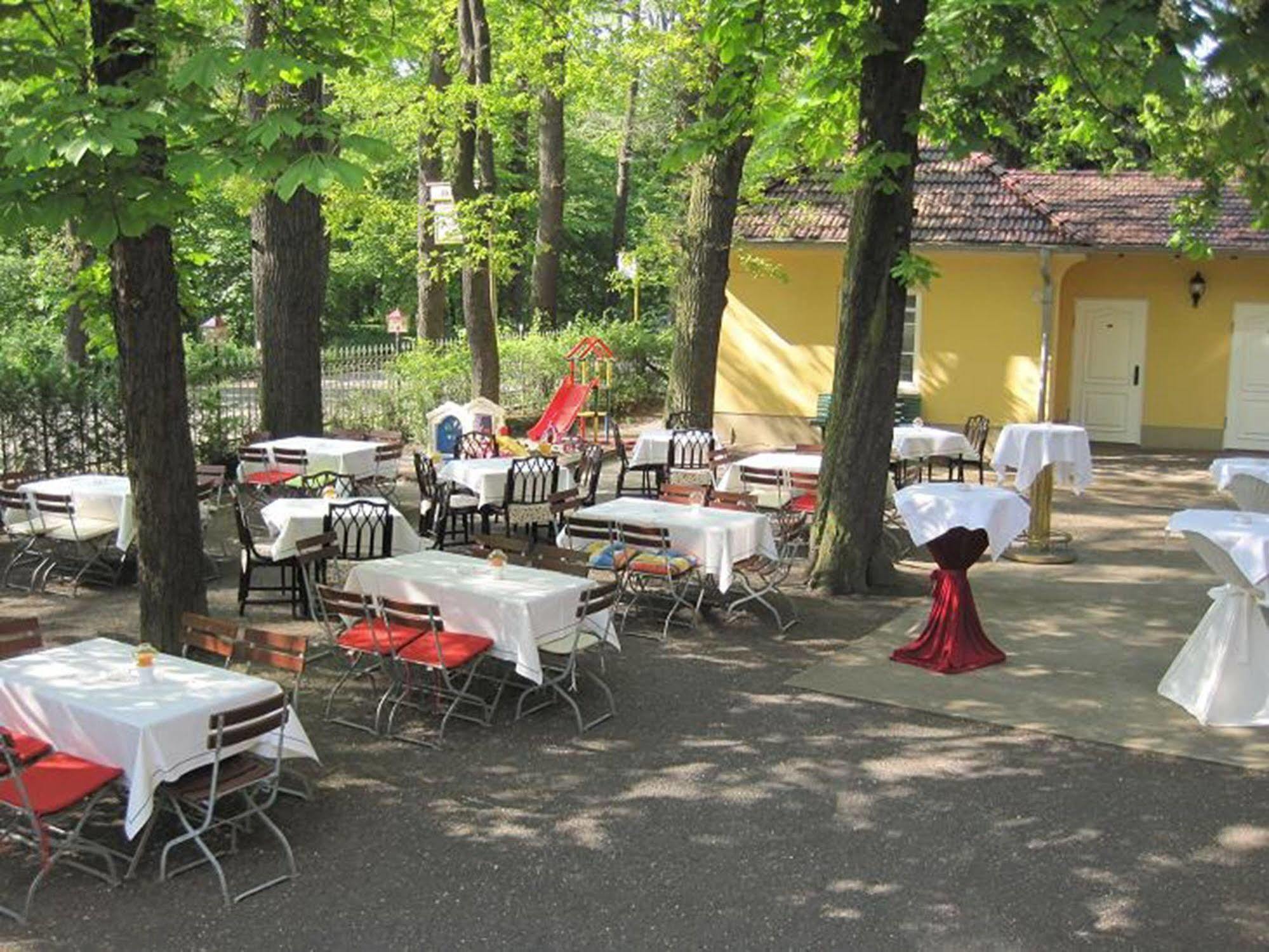 Hotel Kronprinz Falkensee Bagian luar foto