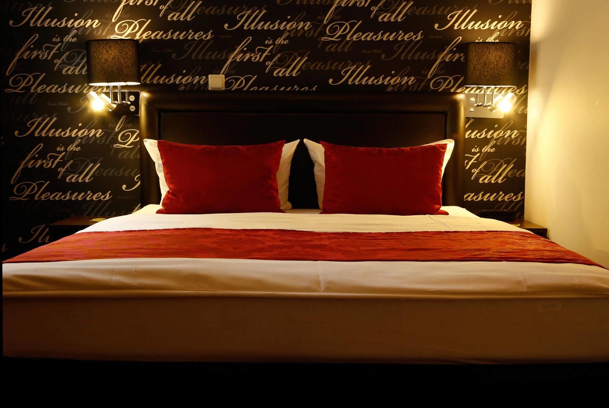 Hotel Kronprinz Falkensee Bagian luar foto