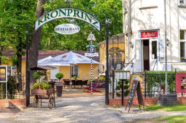 Hotel Kronprinz Falkensee Bagian luar foto