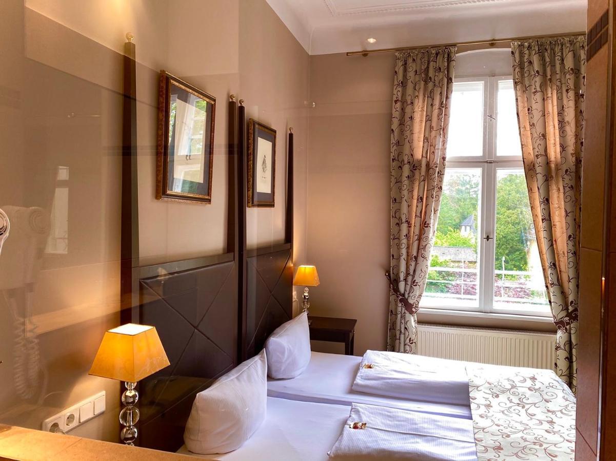 Hotel Kronprinz Falkensee Bagian luar foto