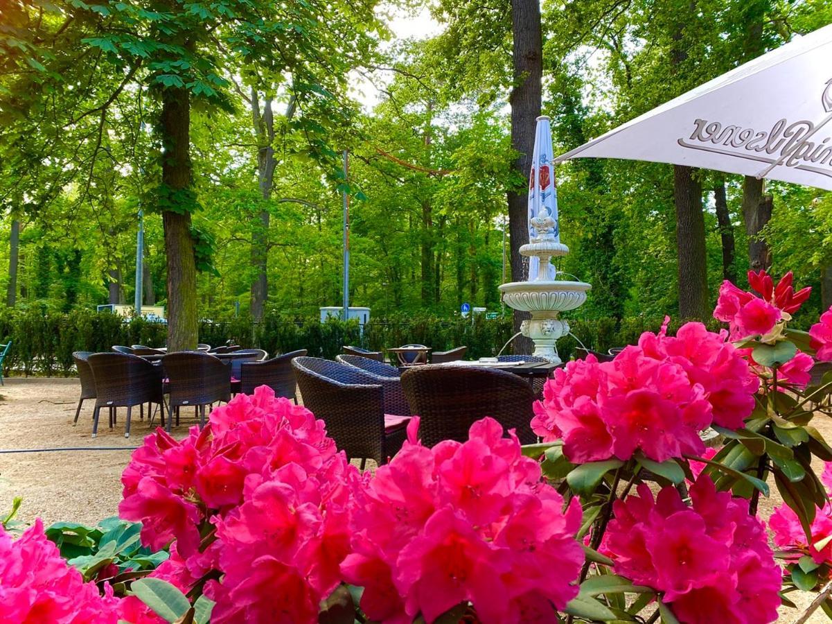 Hotel Kronprinz Falkensee Bagian luar foto